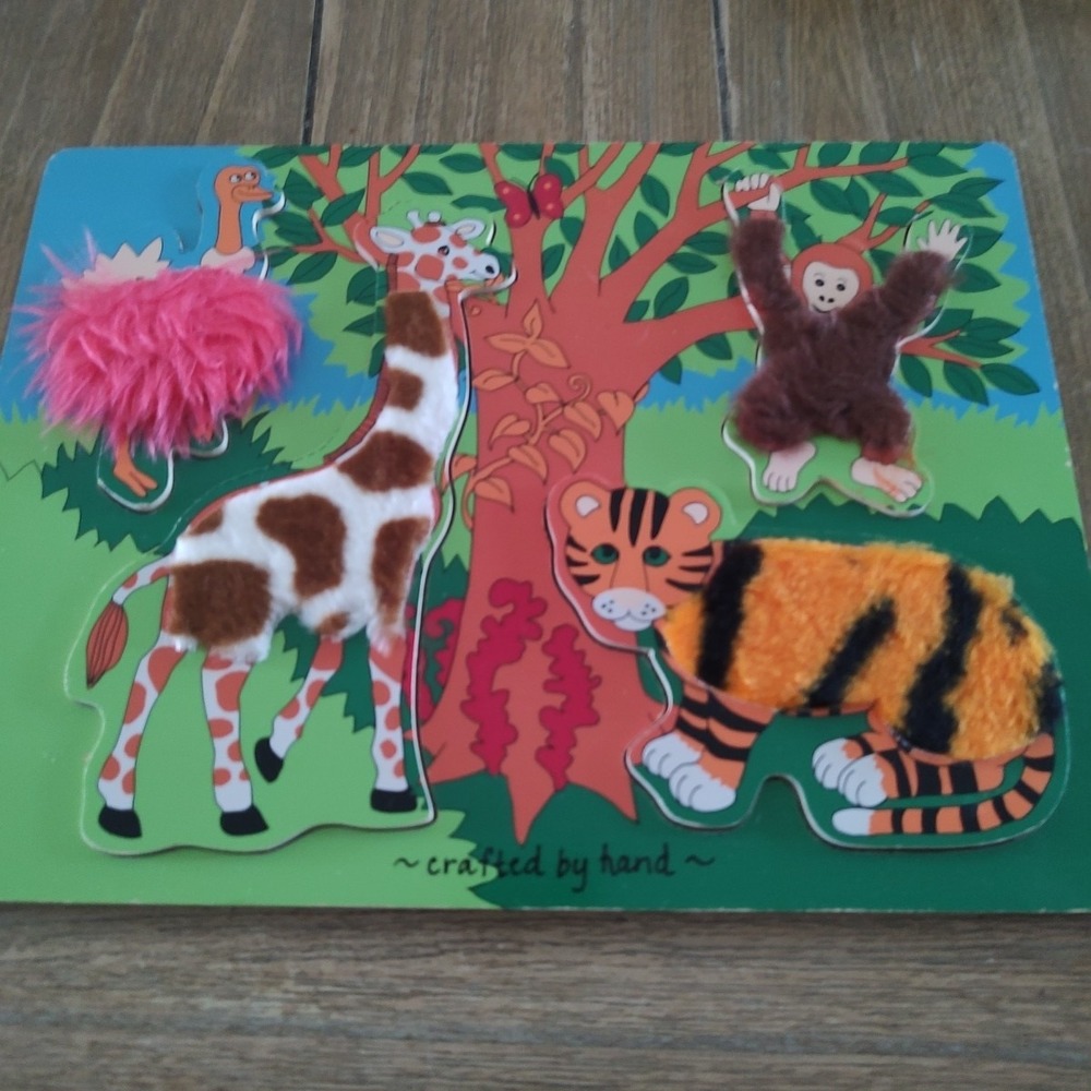 Vtg Sensory Fuzzy Wild Animal Puzzle Lights,‎ Camera, Interaction 1996 Giraffe